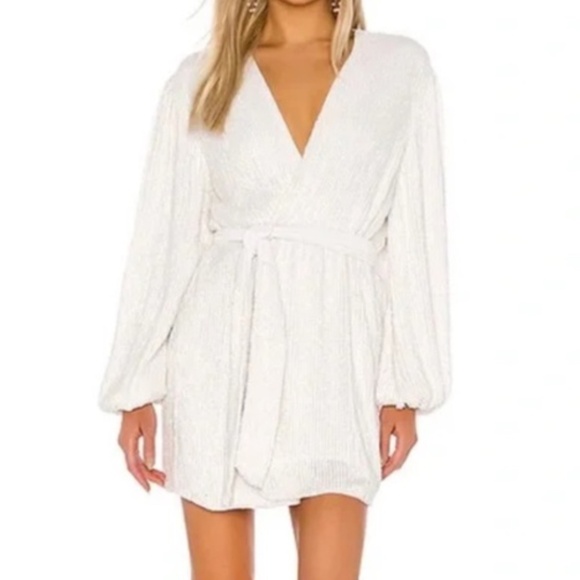Retrofete Dresses & Skirts - White iridescent Sequin Retrofete Gabrielle Robe Dress !